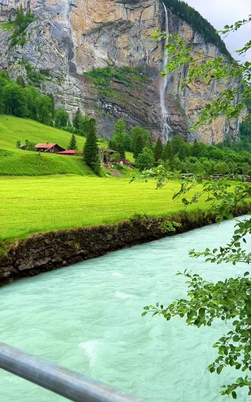 SWISS🇨🇭🇨🇭🇨🇭#switzerland #swissbeautiful #travel #tiktoktravel #swiss 