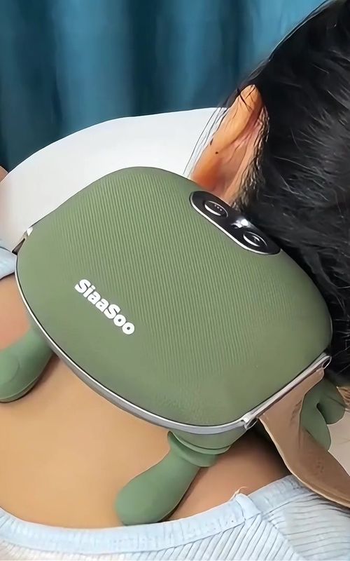 With this shoulder and neck massage device, my neck feels comfortable now #goodthings #goodthing #coolgadgets #coolstuff #tiktokviral #gadgets #shopping #product #tiktok #fyp #viral #fypシ #fypage #foryou #fypシ゚viral #massage 