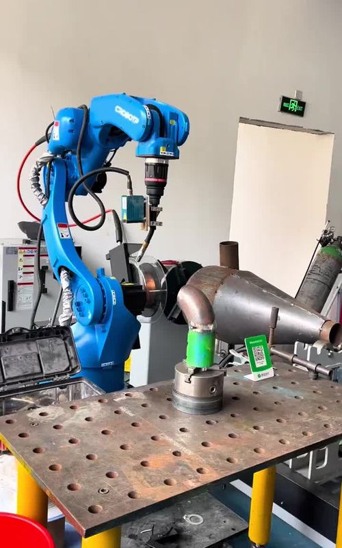 #Weldingrobot.  #robot #Sprayingrobot #Sixaxisrobot