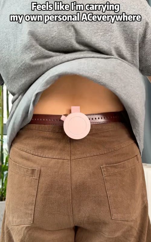 🔥 Beat the Heat Anywhere! 🔥 This Portable Silent Mini Bladeless Fan Clips to Your Waist & Cools You Down in Seconds! 3 Adjustable Speeds + 360° Rotation = Outdoor Travel Must-Have! 😍💨 #gadgets#summercooling#TikTokMadeMeBuyIt#fyp#tiktokshop #fan #summer #outdoor