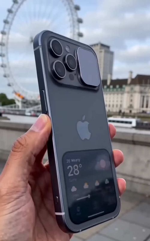 #iphone #iphone18 #mobile #fyp #phone You can hardly imagine how many people turn around to look at me when I walk down the street with this phone