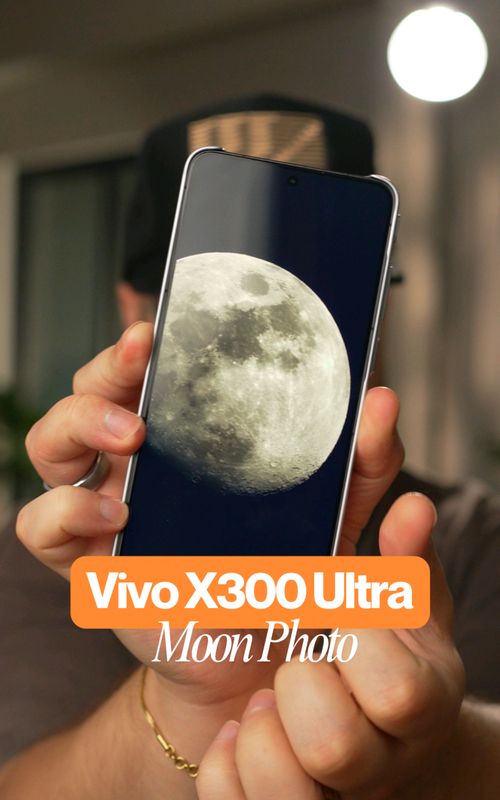 The Vivo X300 Ultra took the best photo of the moon I've ever taken with a smartphone with it's 400mm extender #Tech #imparkerburton #vivox300ultra #android #androidguy 