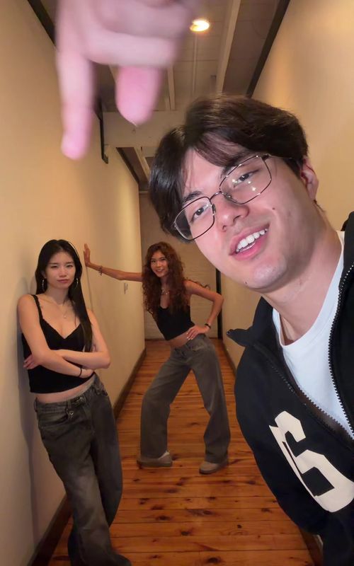 We didn’t even mean to match #pumpit #dancetrend #triodance #trio #dance @Zoe Dang @Kristopher Kim 
