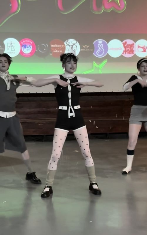 Masha as Kazuha 🩶 #lesserafim #comeover #kpop #coverdance #kazuha @LE SSERAFIM 