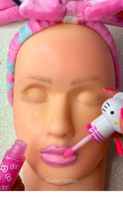 ASMR Makeup Mannequin Review Unboxing video  #asmr #asmrmakeup #makeupvideo #asmrsounds #unboxingvideo #review #mannequin #sanrio #hellokitty 