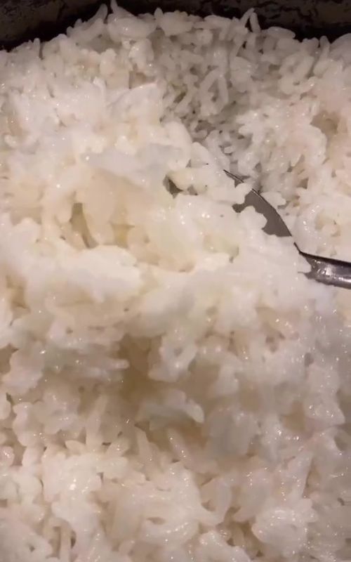 How to make perfect rice 🍚👨🏻‍🍳🔥 without a rice cooker!! #rice #Recipe #koreanfood #stickyrice 