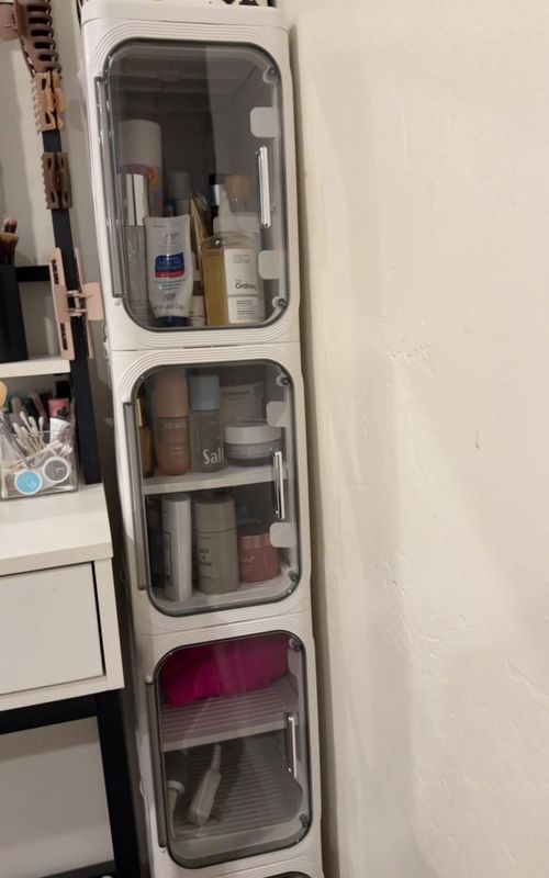 This storage cabinet literally is so perfect! I want one for every room now!!  @UFORU NEST  #SmallSpaceLiving #BathroomOrganization #organizedhome  #HomeOrganizationIdeas #storagehacks 
