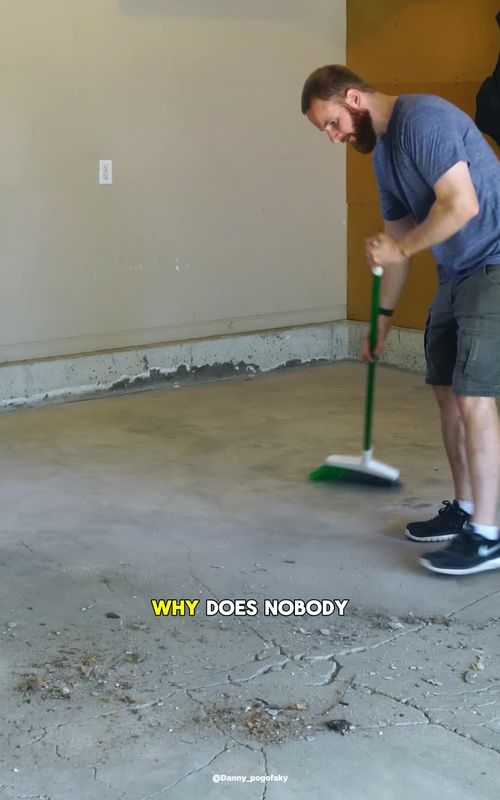 Cracked stained garage floor to showroom finish in one weekend. #flooring #floor #homeimprovements #construction #DIY 