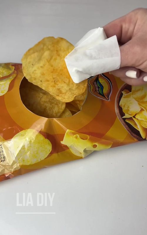 Why didn’t anyone tell me this… 😳 #lifehack #fyp #trending #usefultricks