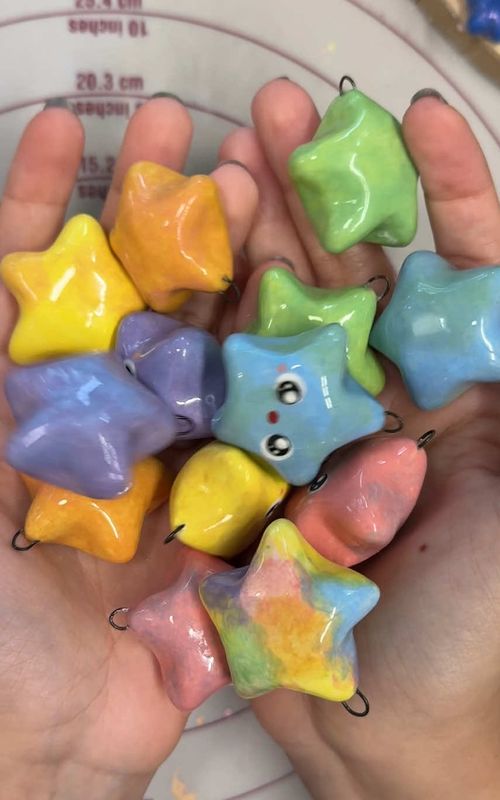 a whimsical little craft idea for all of those paper stars you made a few years ago ⭐️ (Ps yes you can use air dry or polymer as well) . I am so excited about these!! Expect these and many more blind boxes late May/early June . #creatorsearchinsights #whimsicalart #keychains #papercraftideas #keyring 