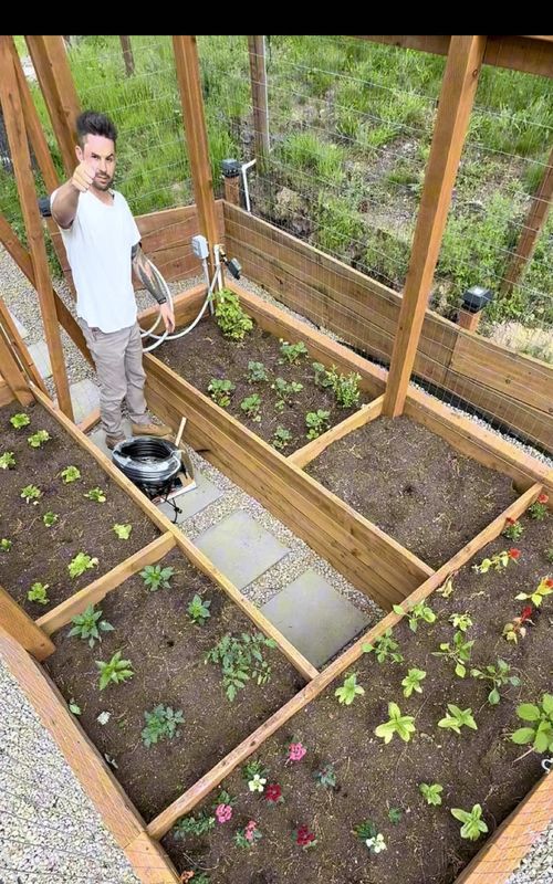 Because people compare themselves to me and all the projects I get done for my family, I am happy to admit that this video you’re watching took me 7 days and I meant to do it last year… So you should feel good about what you’re getting done at the pace you’re doing it, because you are awesome! #DIY #garden #gardenbuild 