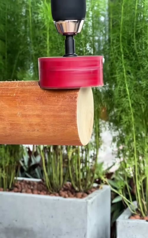 A great tip for joining round wood beautifully at any angle. #DIY  #woodworking #wood #tipsandtricks #kayu kayu