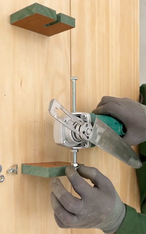 Billions of farmers need this invention attaching a knife to an angle grinder #invention #DIY #craft 