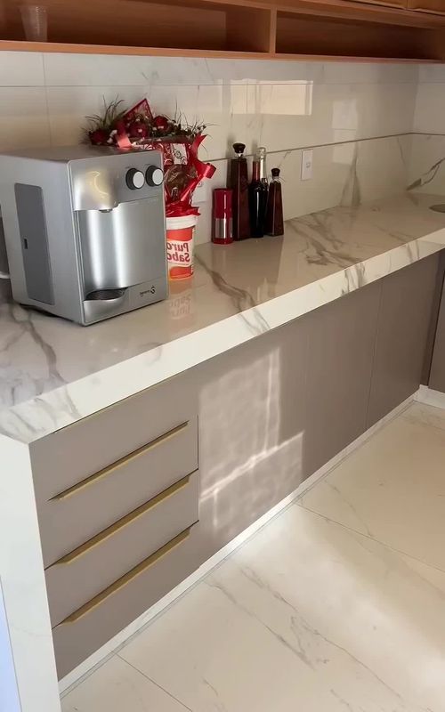 The complete process of building a ceramic tile kitchen cabinet #tilingskills #homedecor #homeimprovement #tiler #tileinstaller 