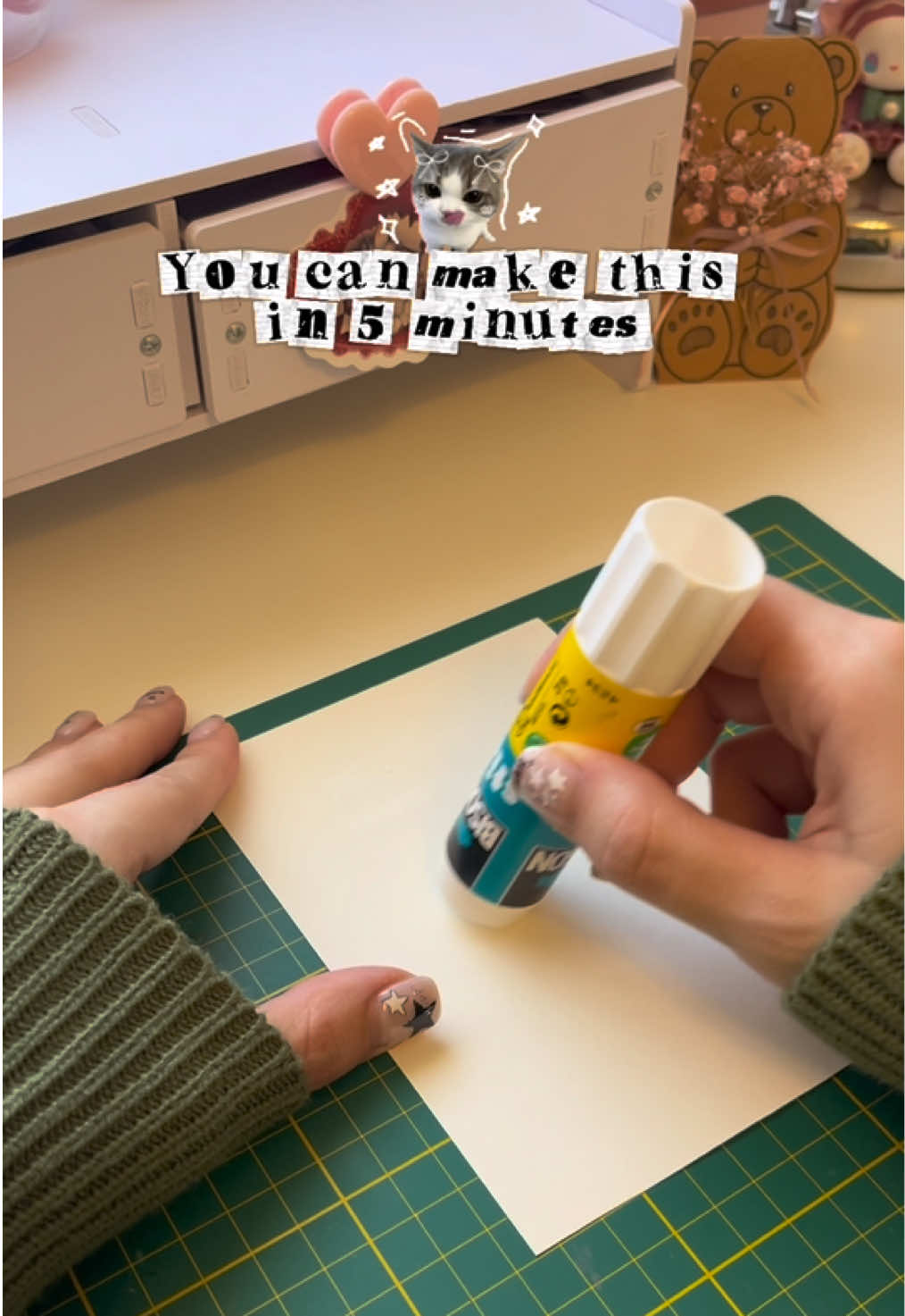 DIY Cute and Easy Mother’s Day gift idea tutorial free gift idea DIY 5 minutes Card DIY #DIY #diycard #handmadegift #diygift #mothersdaygift  ( diy / diy idea / mother’s day DIY / mother’s day card / craft idea / handmade / easy diy / free gift )