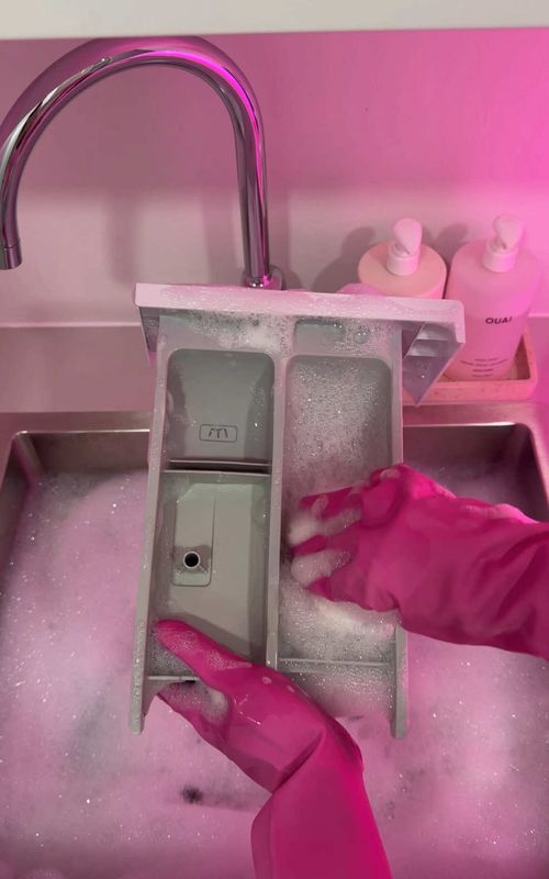 10 simple cleaning tips to clean smarter not harder 💞🧽🫧 #CleanTok #cleaningtips #cleaningmotivation #cleaninghacks #deepclean 