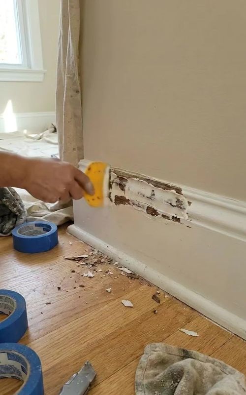 Say goodbye to ugly baseboard damage! Easy to apply, dries fast, looks brand new. Save time & money on renovations. #HomeRenovation #DIYProjects #BaseboardFix #HomeMaintenance #EasyRepair 