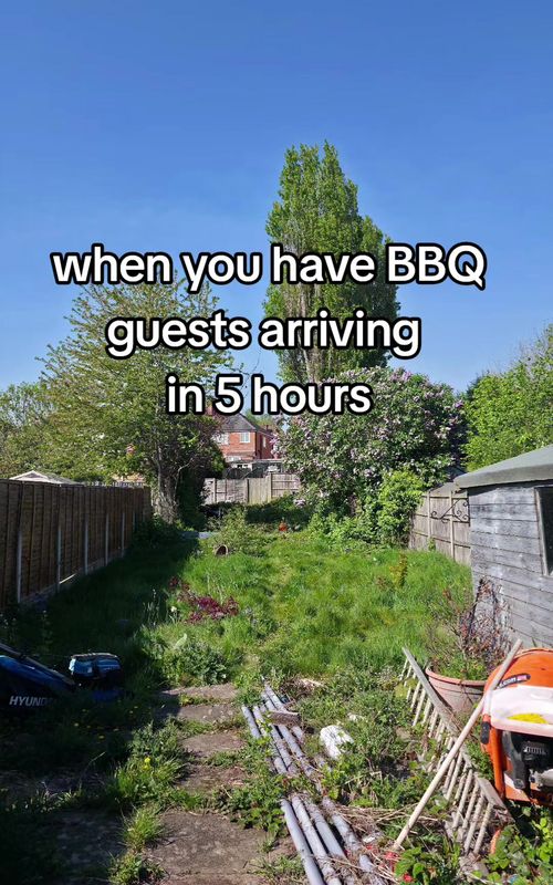 5 hour garden clean in 90 seconds👨🏽‍🌾  ⚠️Flash Warning⚠️ what a day for it!! I had so much fun doing this garden 🙏  although my knees and back need a rest😂  as always, would absolutely love to hear your thoughts on what you would do next?  this garden gets a lot of sun, so hit me with your best plants for borders!!  thanks so much for watching as always, Love, Tom Butler  #satisfying #gardening #pressurewashing #timelapes 