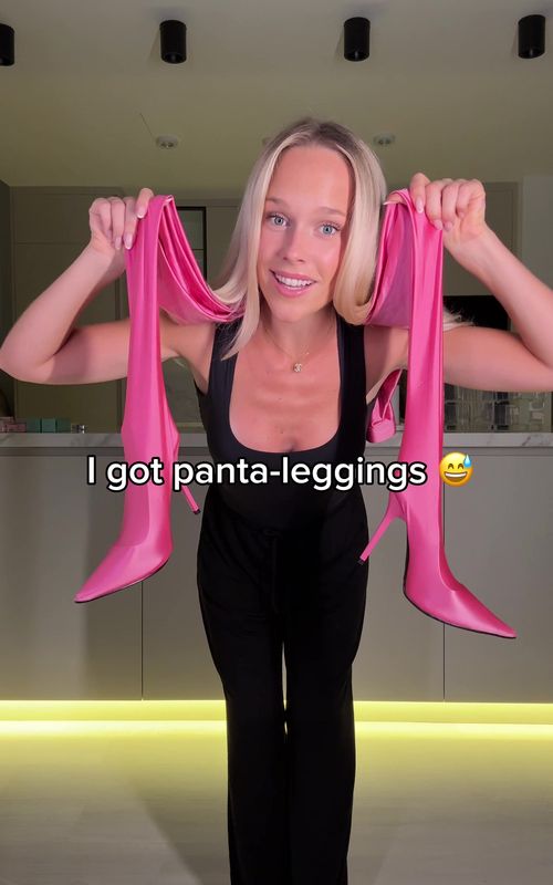 How do you think I styled the Panta- leggings for my friend’s Barbie themed birthday party? #getreadywithmeoutfit #grwm #pantaleggings 