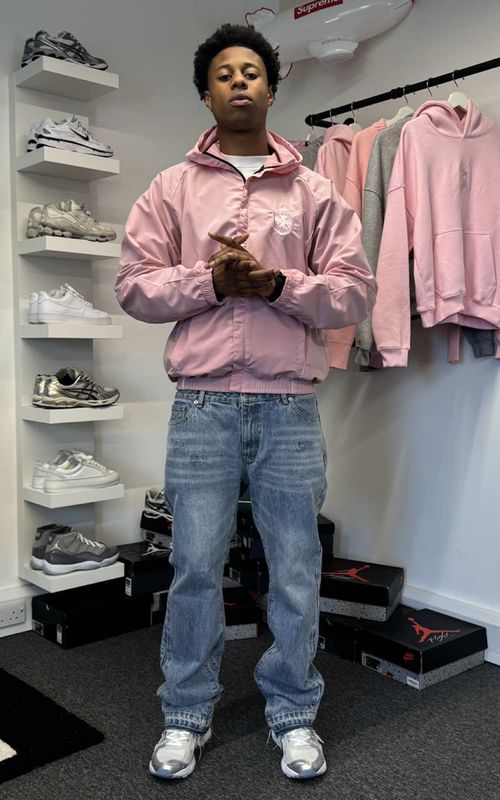 Styling my New Windbreaker @Temps…  #fashion #mensfashion #outfits #lifestyle #pink 