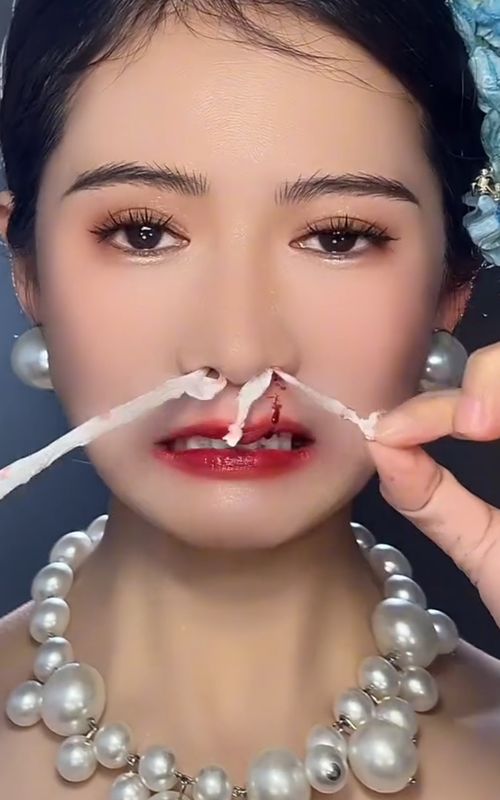 Remove makeup Tutorial, Beauty Tips #makeuphacks #foryoupageofficiall 