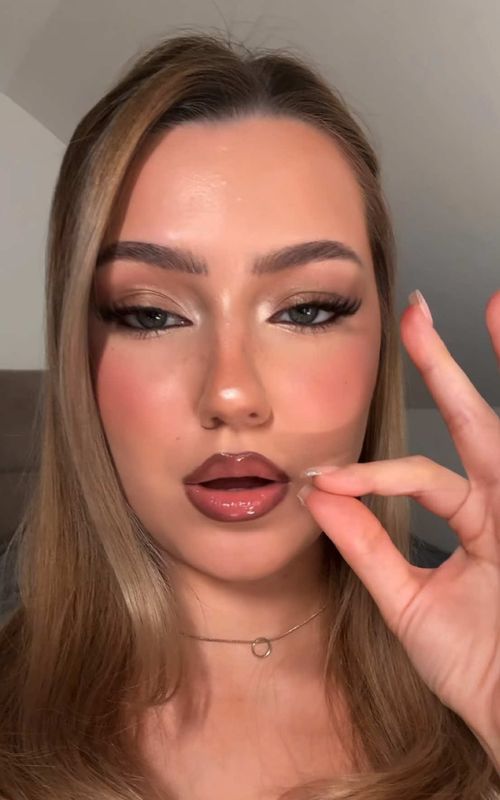 #makeuptransition 🫢