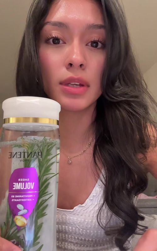 sorry for yelling at you bestie but you need to do it. Hair down to our waist this summer only #hairgrowth #longerhair #hairjourney #hairtok
