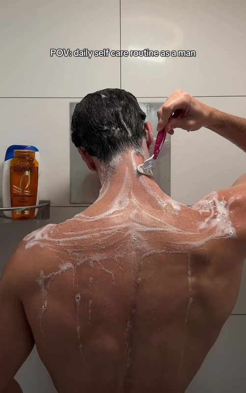 pov: daily self care routine as a man 🫧🤝🏼 @Dr.Althea US made it so easy to have a proper routine within 3 steps! 1. ABC Serum - Foam to Water Glow Serum 2. 345 Relief Cream - Hydrating & Calming + niacinamide 3. 345 Relief Cream Mist - Soothing & Lasting hydration Honestly, my skin has never been better before!✔️ad