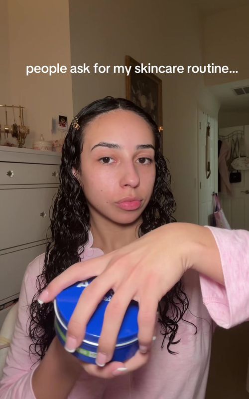 no sound bc it’s kinda #asmr #asmrsounds #skincareroutine #nighttimeroutine #skincare @NIVEA @NIVEA USA 