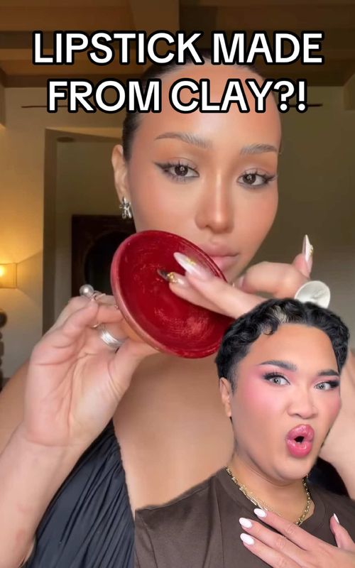 TRYING THIS MOROCCAN LIPSTICK MADE FROM CLAY?! 😱😱🫢😅 @Tao #makeup #beauty #viralmakeup #beautytips #lipstick 