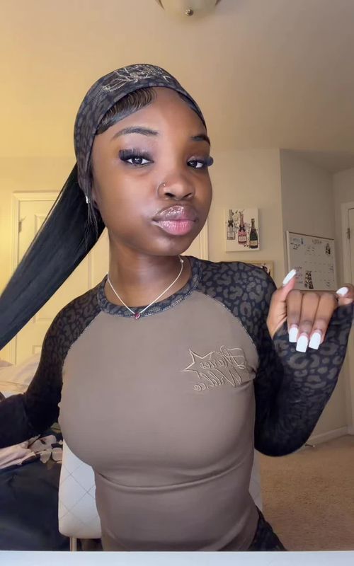 GRWM FOR SCHOOL!!! SET :@marieswrld.co #grwm #2pieceset #yaniyakezia #fyp 