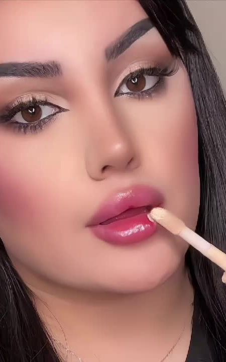 lipstick tutorial  #lipstickshow #lipstickchallenge #lipsticktutorial #thismakeup #makeuptutorial #makeup 