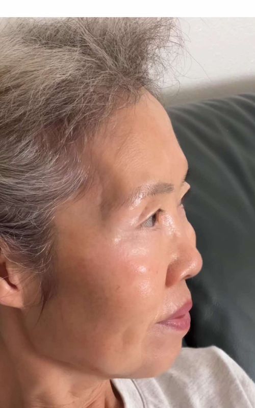 A very realistic skincare routine from my mom who is 66 years old. She’s aged gracefully especially this past decade. She says it’s not necessarily about the products but the foundation you set up beforehand: diet, sleep, and warm/cold compress. That’s where the consistency is required for these products to work long-term. She’s used these methods for over 30 years.  all products linked in bio. 🔗 Night routine video is next!   MORNING DAILY SKINCARE:   @Vanicream™ Sensitive Skin Care Gentle Facial Cleanser Warm towel compress (every other day) + Greek yogurt + raw honey mask (every other day) Cold towel compress @Genabelle USA PDRN Rejuvenating Toner @goodal USA Green Tangerine Vitamin C Serum @한율 HANYUL Red Rice Hydrating Serum with Ceramide @ILLIYOON US Ceramide Ato Concentrate Cream Cold-pressed, unrefined 100% hemp seed oil SPF for face  Pat in or swipe up motion the products. Let each product set in for ~30 seconds before proceeding. Night skincare routine next video.  #koreanmom #koreanskincare #amazonprime #skincare #matureskin #giftideas #skincareroutine #selfcare 