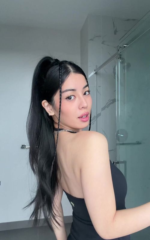 One of my fav half up half down hairstyles 🤌 #hairinspo #hairtutorial #hairstyleideas #hairstyle 