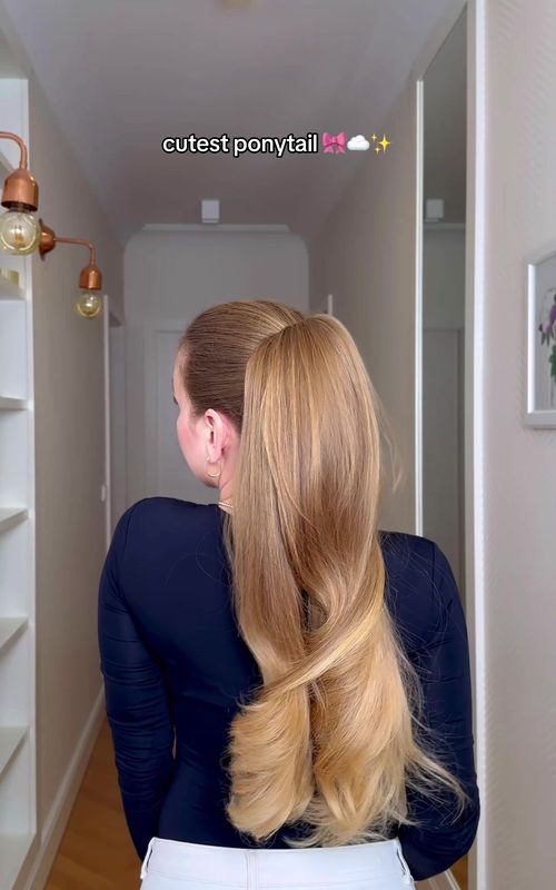 I only wear my ponytails with volume✨ #ponytail #hair #hairstyle #hairclip #hairtutorials 