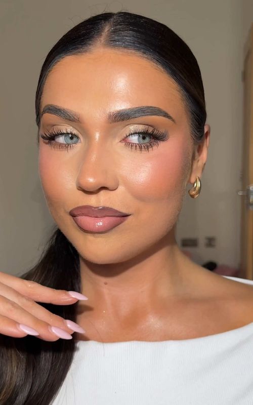 Base for beginners✨🖌️ #makeuptutorials #makeuphacks #makeupforbeginners 
