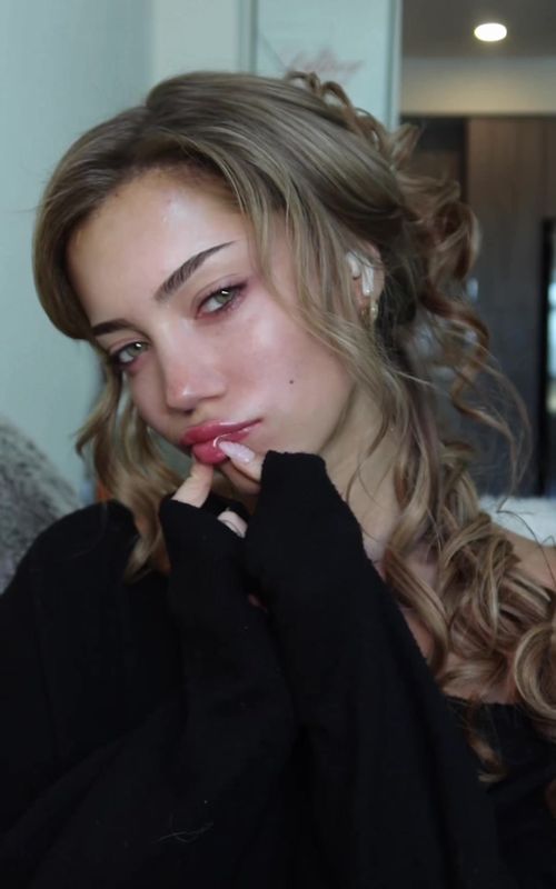my highly requested makeup tutorial for you all! <3 ily
