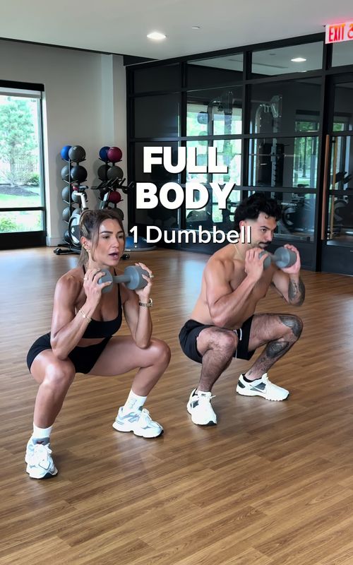FULL BODY -1 DUMBBELL ONLY💪🏼🔥 3 rounds  45 seconds on  20 seconds off 1 minute rest @COACH MATEO 🙌🏼 #fitnessgoals #foryoupage #leanbody #tiktokfit #athomeworkout #tiktokfitness #dumbbellworkout #incredibleasyou #fullbodyworkout 