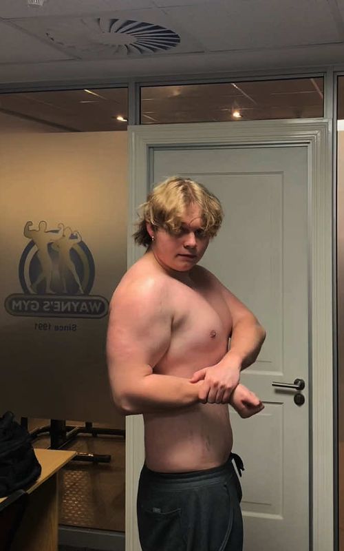 Draft for now I will get more videos out later today!!  #fyp #musclegain #explorepage #fitnesstransformation #hardworkpaysoff #mensfitness #cutting #naturalbodybuilding #fitness #gym #weightlifting #fitnessprogress #roadtoshredded #trainhard #gymposing #weightliftingjourney #dreamphysique #bodytransformation 