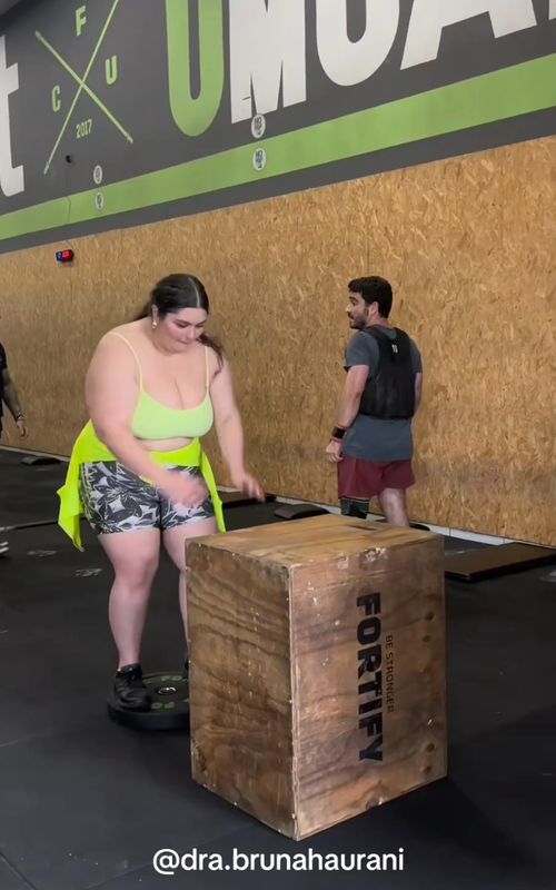 Gym Failure #funny #funnyvideos #learninglanguage #LiveOutlandish 