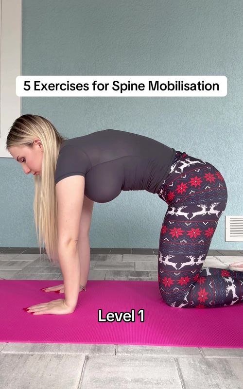 Doing these stretches are amazing exercises to build strong spine mobility! Reach for higher levels, and you’ll reach better results!🧘🏼‍♀️ #spinehealth #dailyyoga #mobility #fyp 