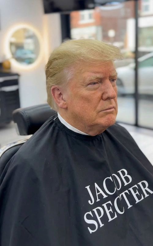 Best haircut transformation of all time? 😄 #barber #haircut #transformation #beforeandafter 