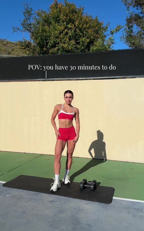 A spicyyyyy full body workout that feels SO good! It’s fun, it’s fresh, and you can get it done in 30 MINUTES! 👏🏻 Do each exercise (on each side if applicable) for 45 seconds and rest for 15! Repeat the whole thing 3 times through! 👏🏻 And the weights? Choose some that are challenging but DOABLE! It will differ for everyone but the last few seconds of each move should feel SO challenging!! 💪🏼 Let me know if you try this out!!  #workout #fullbodyworkout #Fitness #fyp #athomeworkout 