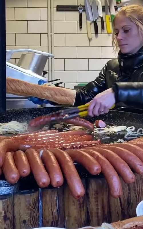 BIGGEST HOT DOG SANDWICH IN LONDON 🌭🤯 #foodtok #streetfood #hotdog #london #sandwich #eatbigliftbig
