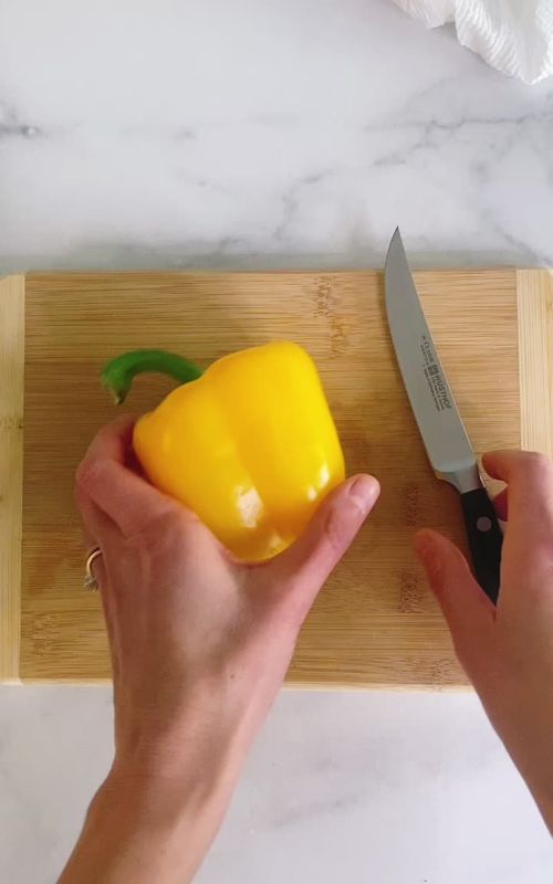 #lifehack #lifehacks #cookingtip #cookingtips #bellpepper