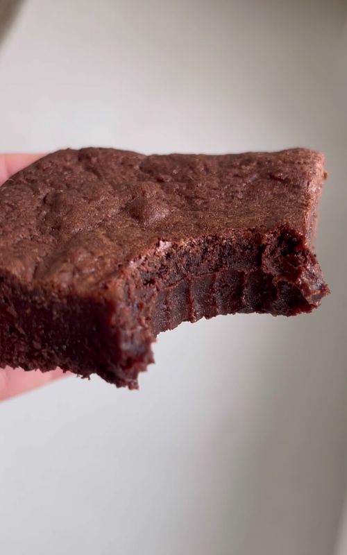 just a lil fudge brownie asmr #brownies #baking #foodasmr