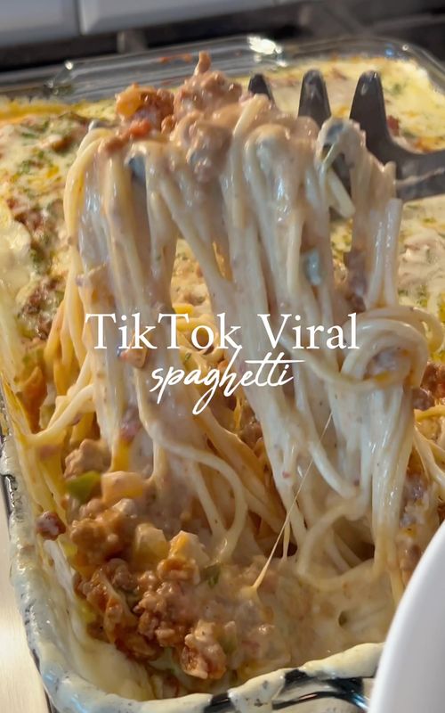 Y’all need to try this! 🍝 #comfortfood #fastapasta #cookinghack #britscookin #EasyRecipe #spaghetti 