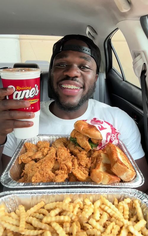 Raising Canes Mukbang #fyp #raisingcanes #mukbang #asmr #viral 