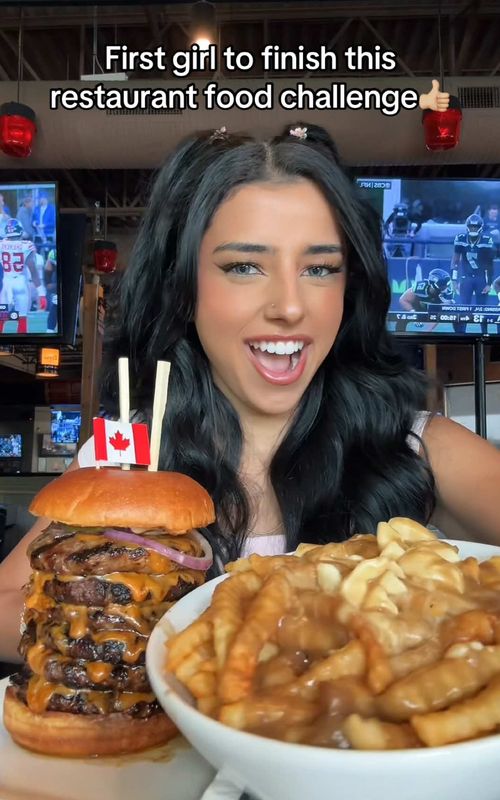Did i make canada proud with this one?? #food #foodie #eating #foodchallenge #burger #fries #poutine #fyp 