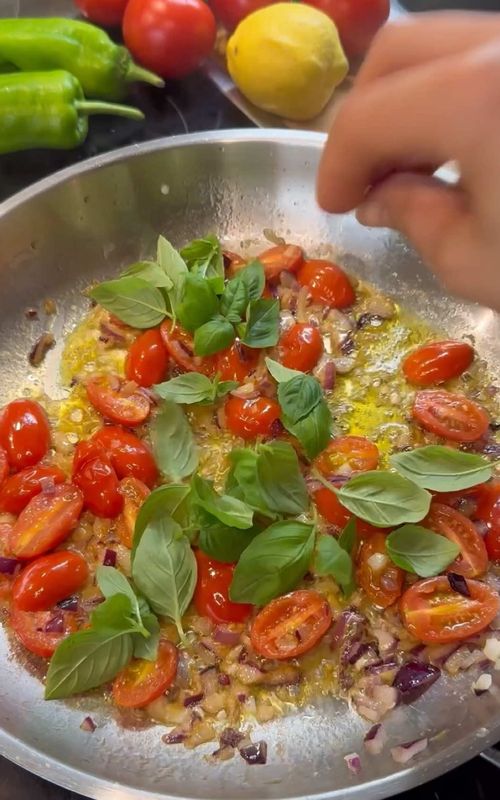 Easy Creamy Cheese Pasta 🥰😋 #easyrecipe #tagesrezept #pasta #cooking #inspiration #healthylifestyle #schnellerezepte #fyp #goodvibes #goviral 